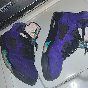 JORDAN 5's ALTERNATE GRAPES